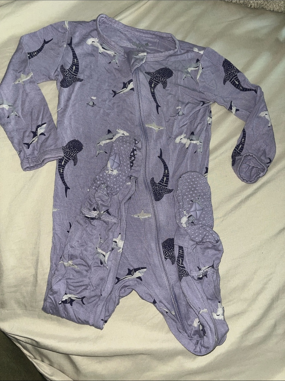 Kyte baby taro shark footie 18-24m